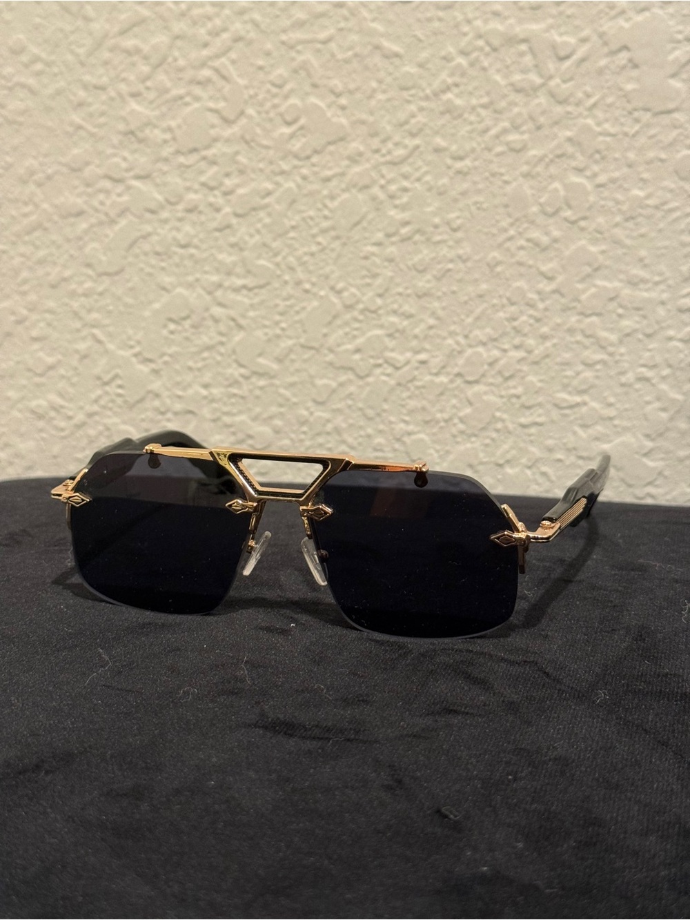 Silverton Sunglasses Style Black / Gold
